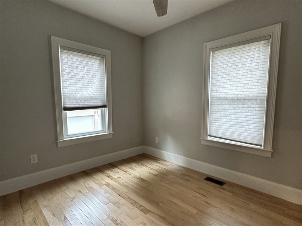 61 June Street, Unit 2 Worcester, MA 01602 - Photo 8 of 11