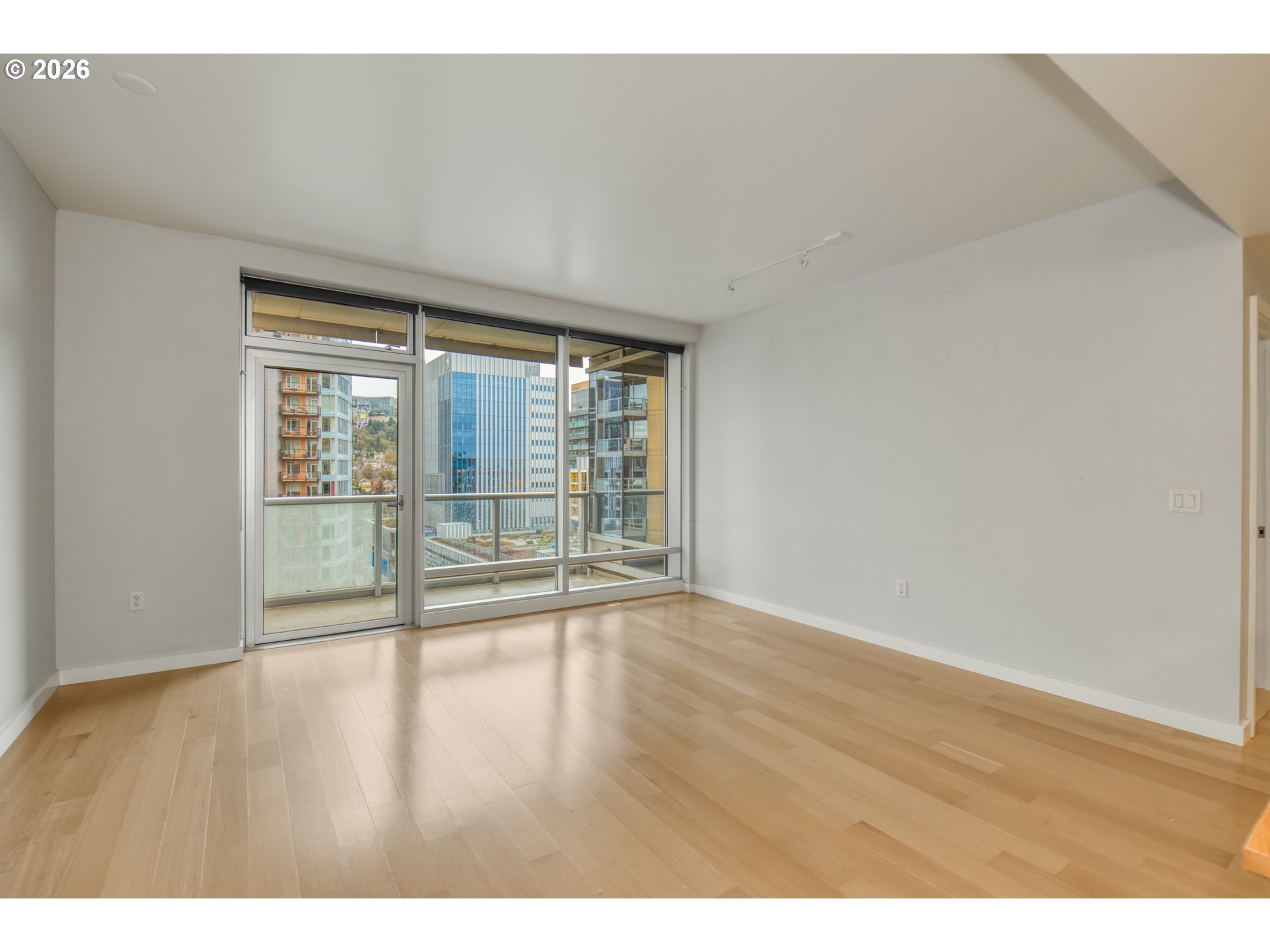 836 South Curry Street, Unit 1306 Portland, OR 97239 - Photo 12 of 39