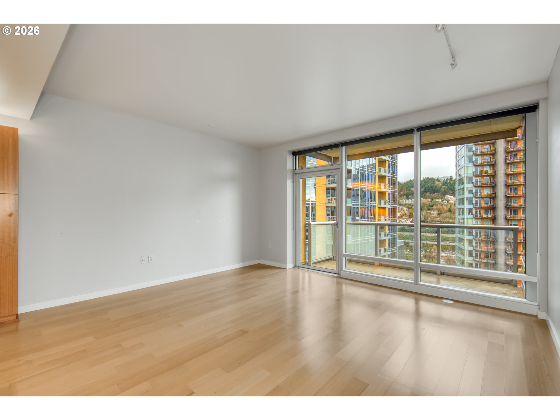 836 South Curry Street, Unit 1306 Portland, OR 97239 - Photo 13 of 39