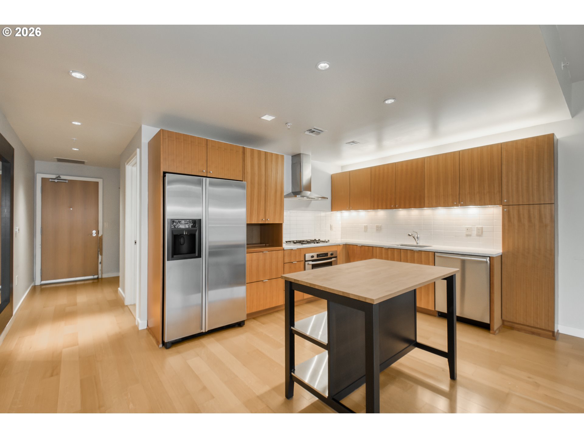 836 South Curry Street, Unit 1306 Portland, OR 97239 - Photo 6 of 39