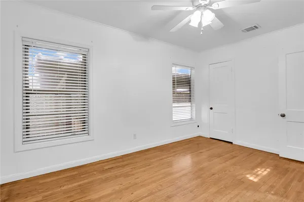 $274,900 | 1517 Oakview Street, Bryan, TX 77802