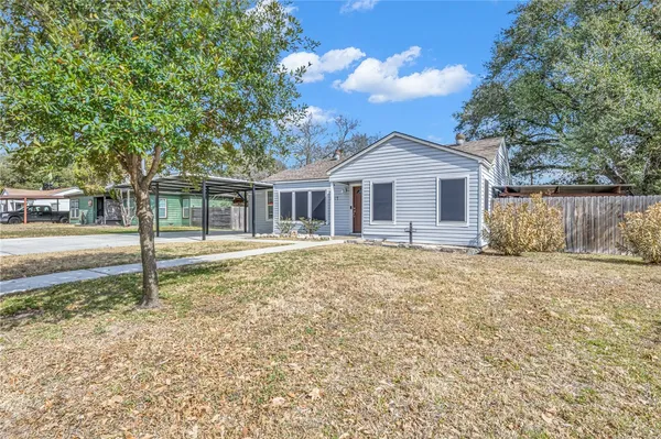 $274,900 | 1517 Oakview Street, Bryan, TX 77802