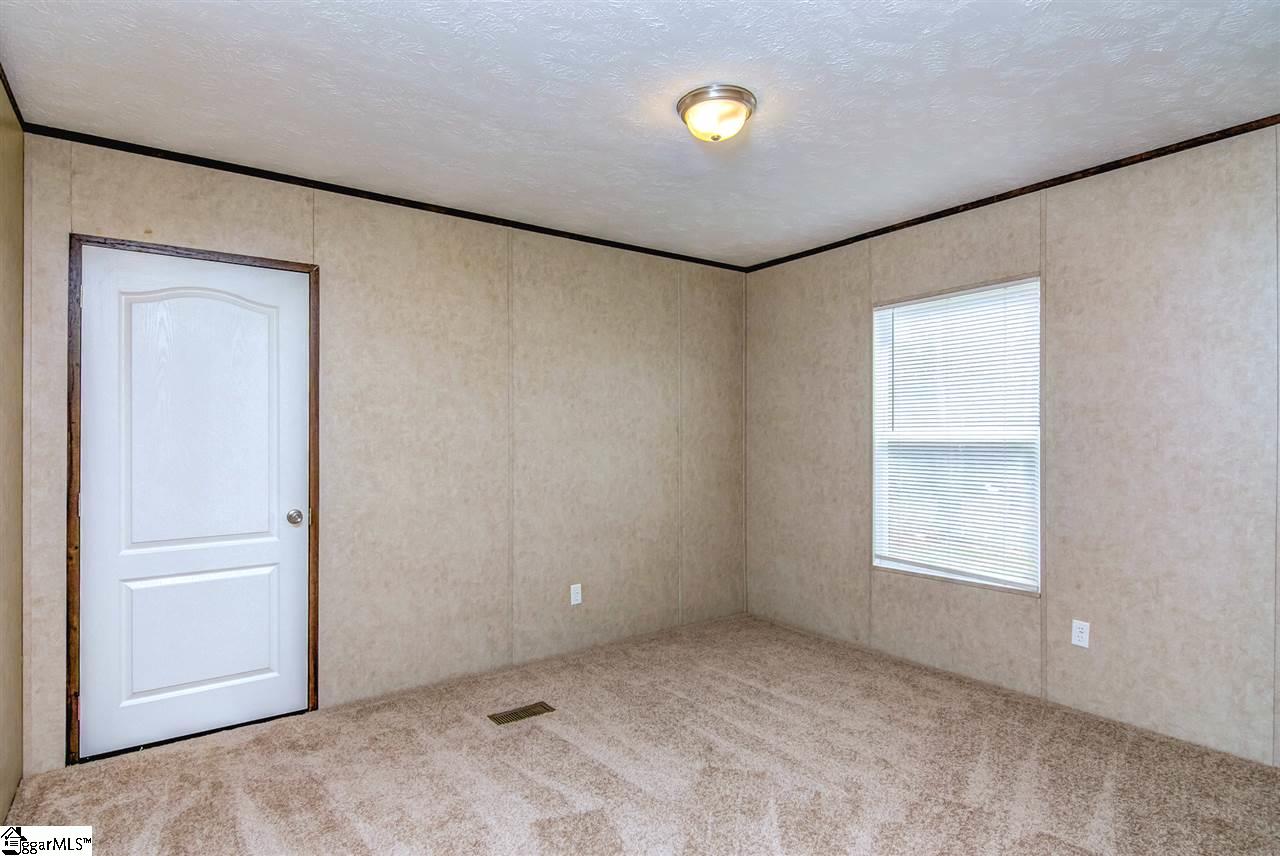 319 Berry Road Pelzer, SC 29669 - Photo 29 of 36