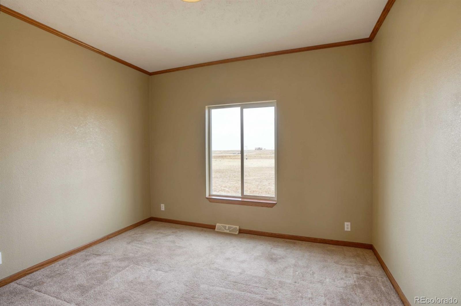 6840 North Manila Road Bennett, CO 80102 - Photo 25 of 33 Gallery Image 25