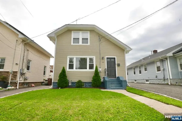$469,900 | 105 Main Street, Linden, NJ 07036