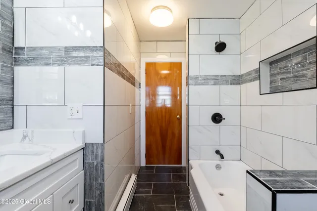 $569,000 | 1258 Hawthorn Road, Niskayuna, NY 12309