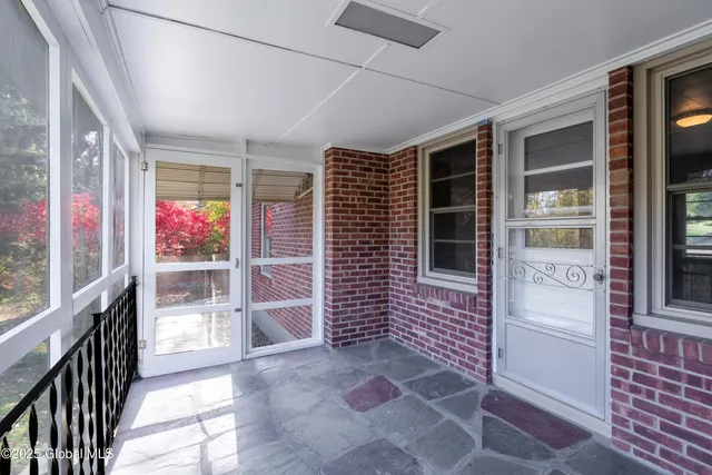 $569,000 | 1258 Hawthorn Road, Niskayuna, NY 12309