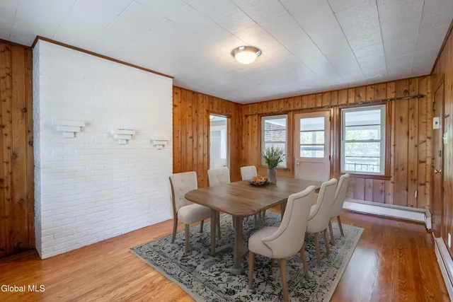 $569,000 | 1258 Hawthorn Road, Niskayuna, NY 12309