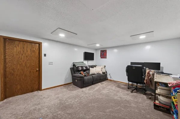 $365,000 | 11601 Eldorado Street Northwest, Coon Rapids, MN 55433