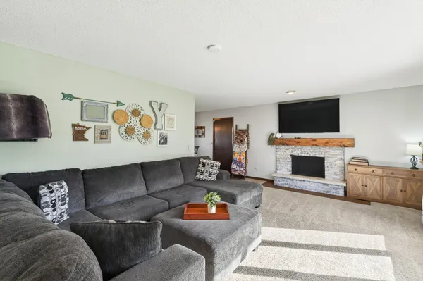 $365,000 | 11601 Eldorado Street Northwest, Coon Rapids, MN 55433