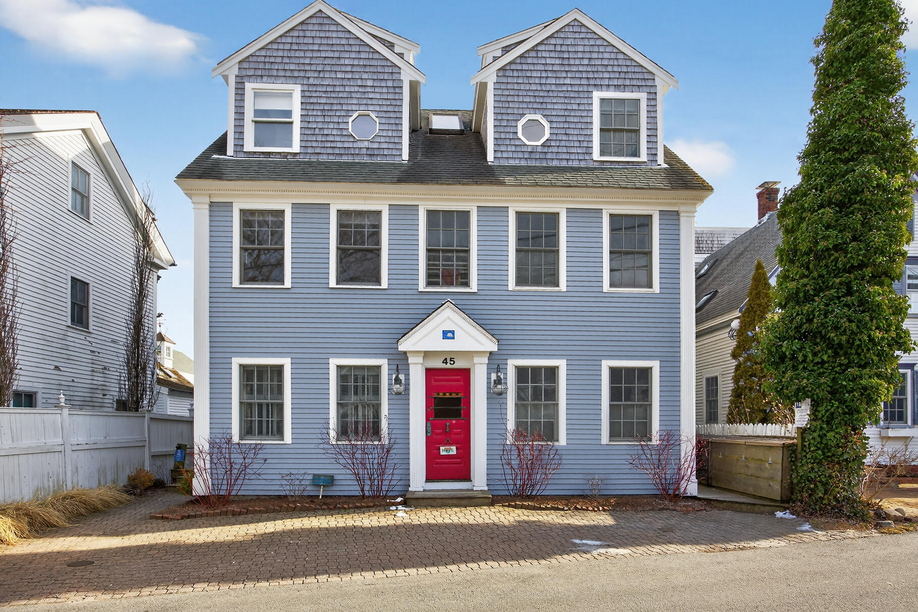 45 Commercial Street, Unit 9 Provincetown, MA 02657 - Photo 2 of 43 PF0A6145