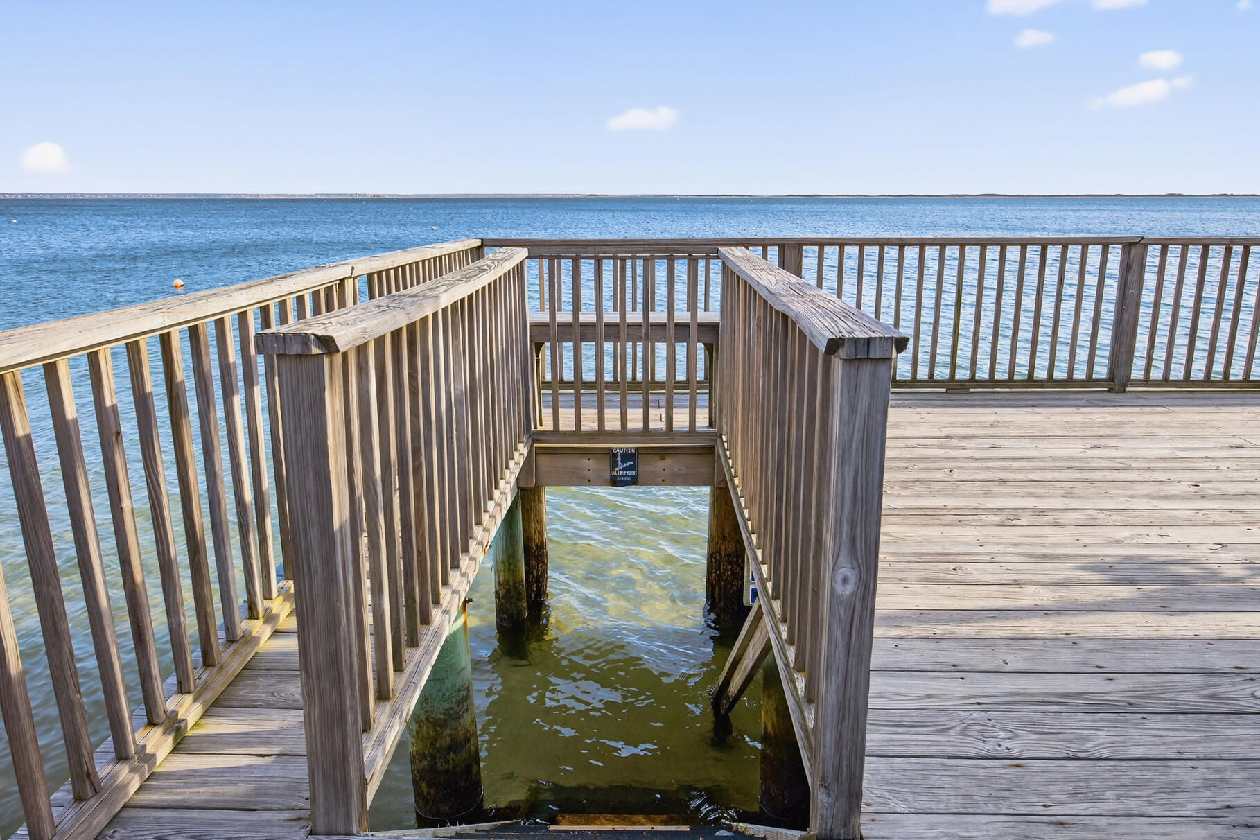 45 Commercial Street, Unit 9 Provincetown, MA 02657 - Photo 4 of 43 PF0A6159