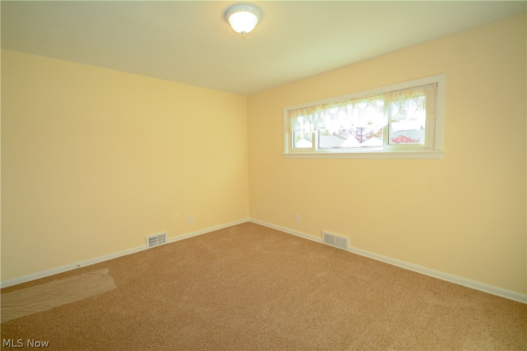799 Glenhurst Road Willowick, OH 44095 - Photo 19 of 35