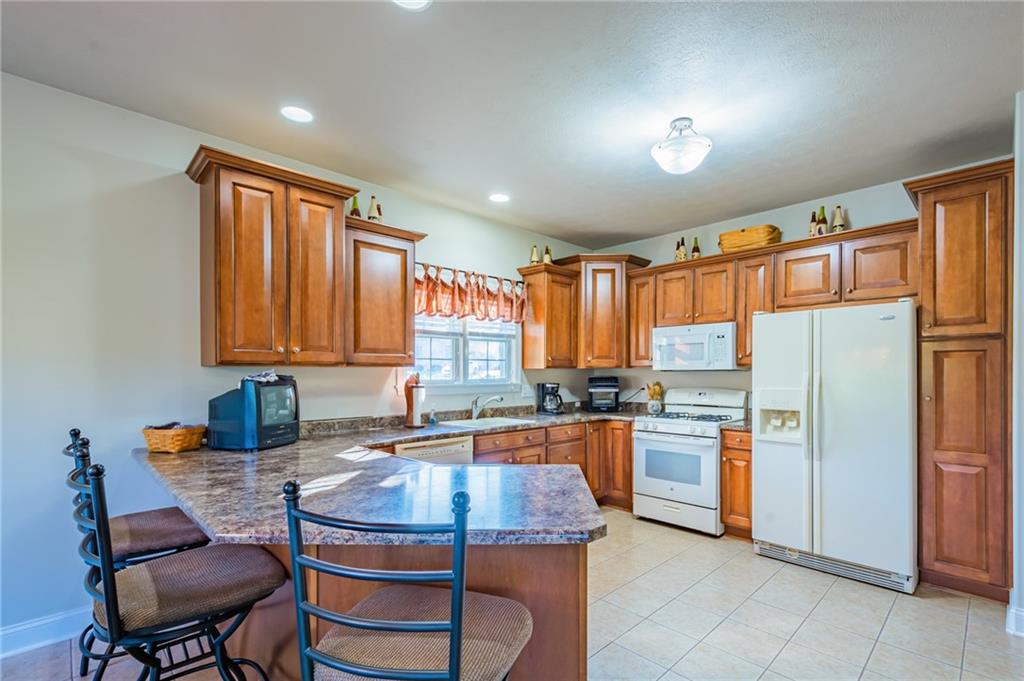 1009 Timber Ridge Court Harrison City, PA 15636 - Photo 5 of 25 Gallery Image 5
