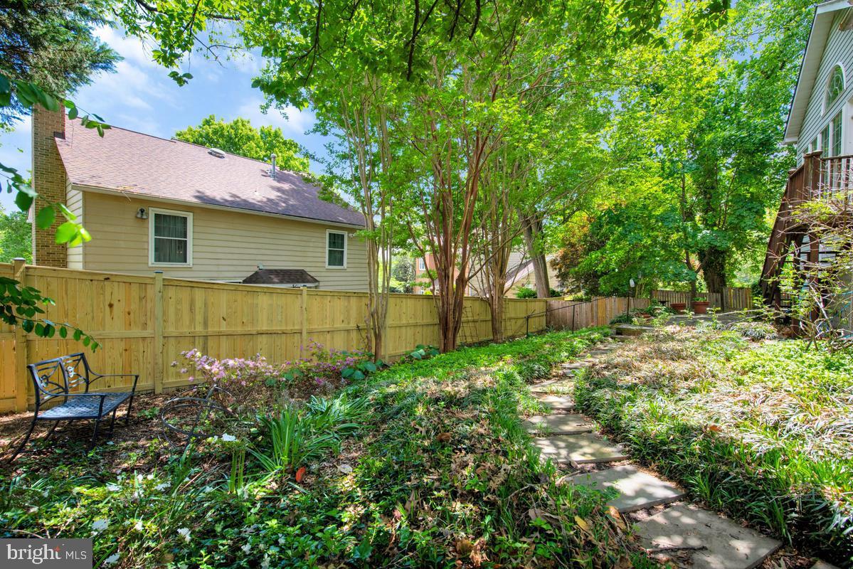 8929 Colesville Road Silver Spring, MD 20910 - Photo 41 of 43