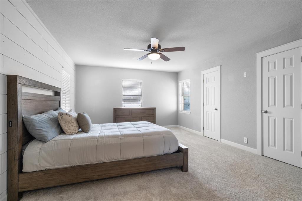 316 West 3rd Street Justin, TX 76247 - Photo 20 of 40