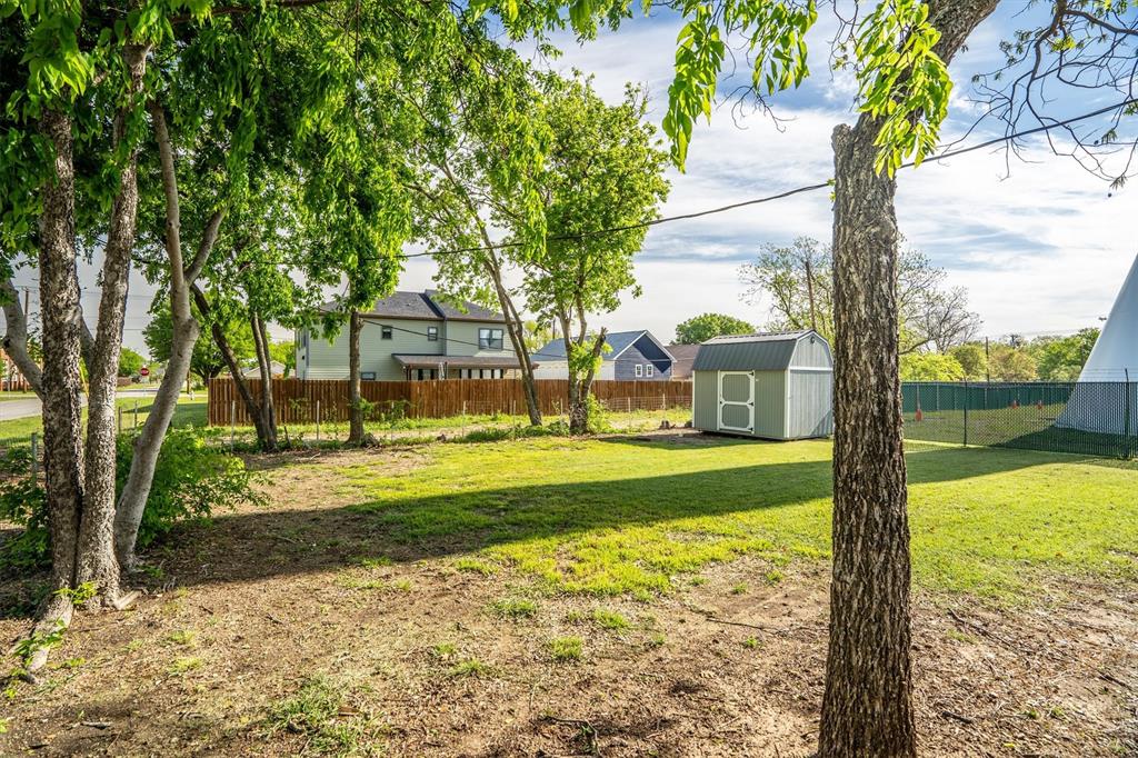316 West 3rd Street Justin, TX 76247 - Photo 30 of 40