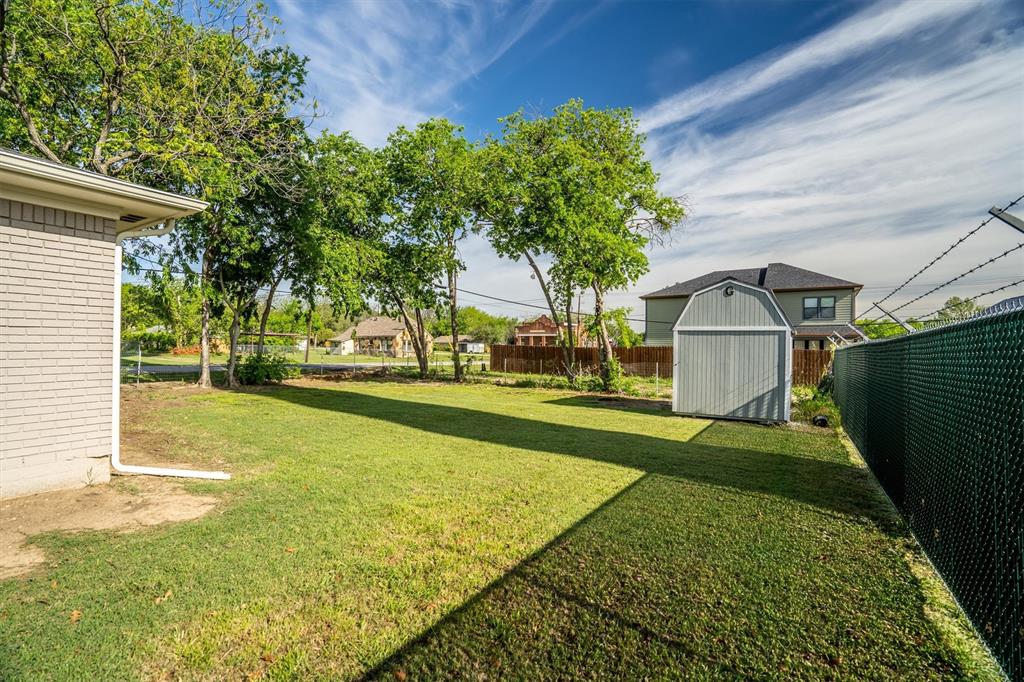 316 West 3rd Street Justin, TX 76247 - Photo 31 of 40