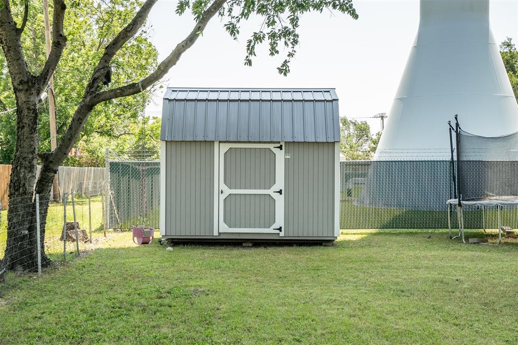 316 West 3rd Street Justin, TX 76247 - Photo 32 of 40