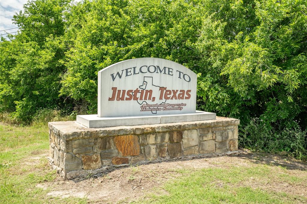 316 West 3rd Street Justin, TX 76247 - Photo 40 of 40