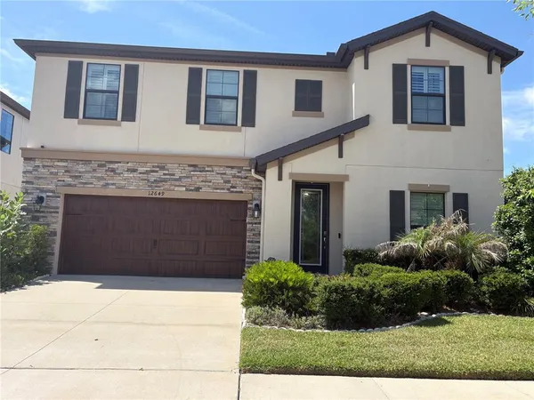 $3,200 | 12649 Shetland Walk Drive, Lithia, FL 33547