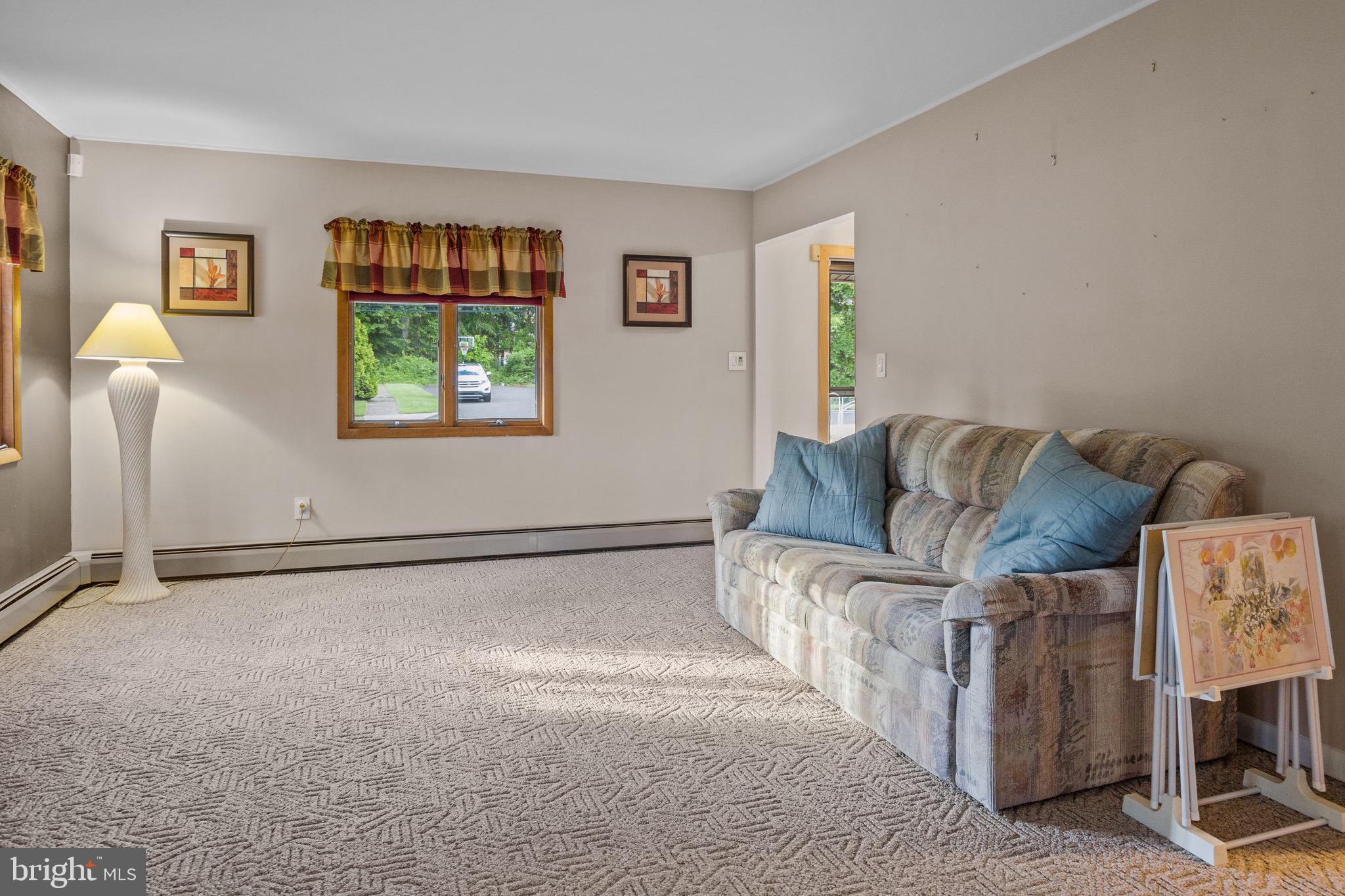 34 Terrace Road Levittown, PA 19056 - Photo 8 of 39