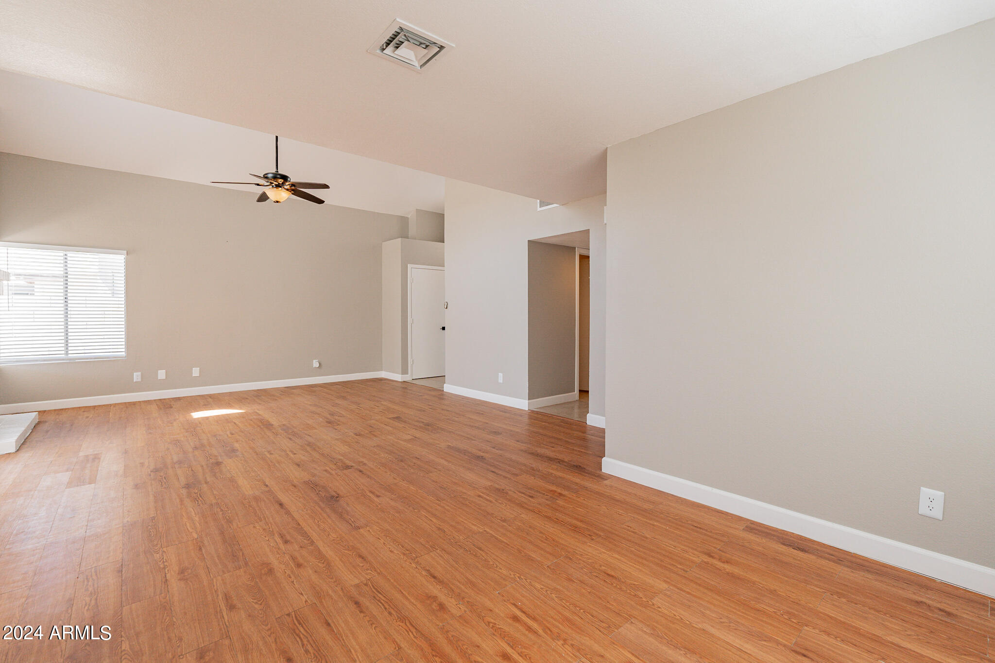 4413 West Tonto Road Glendale, AZ 85308 - Photo 13 of 36 13-web-or-mls-Tonto-13