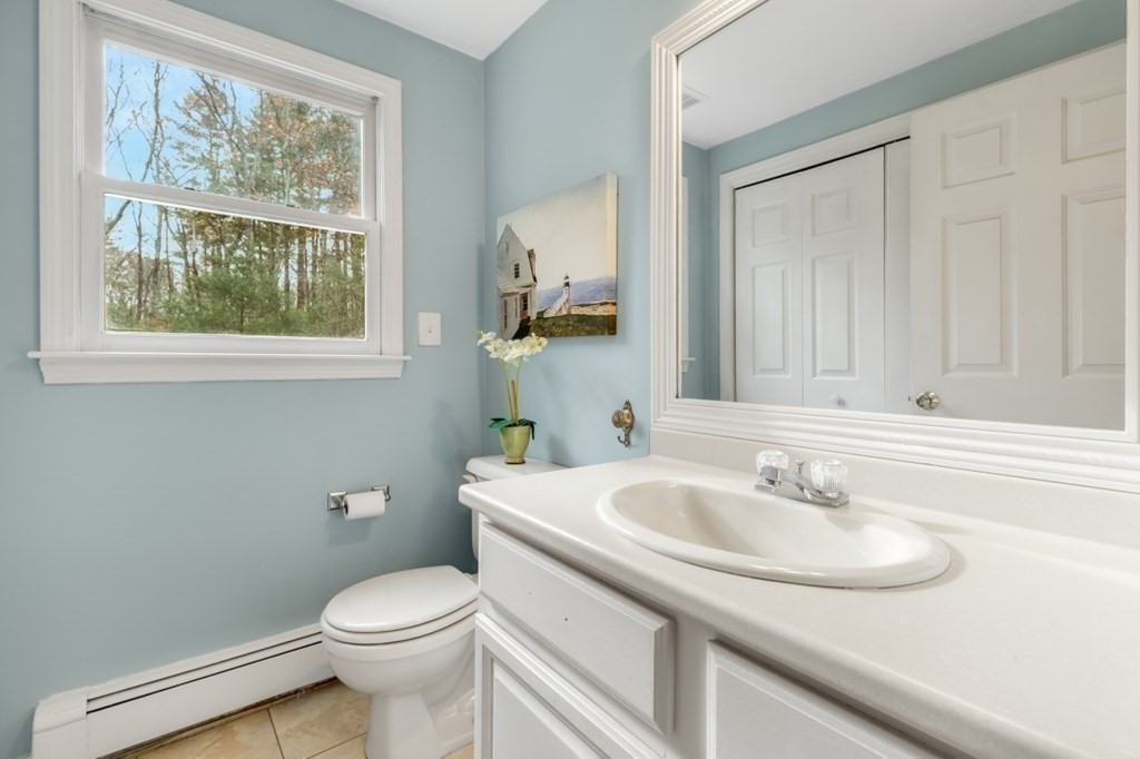 14 Liberty Road Medway, MA 02053 - Photo 19 of 42 Gallery Image 19