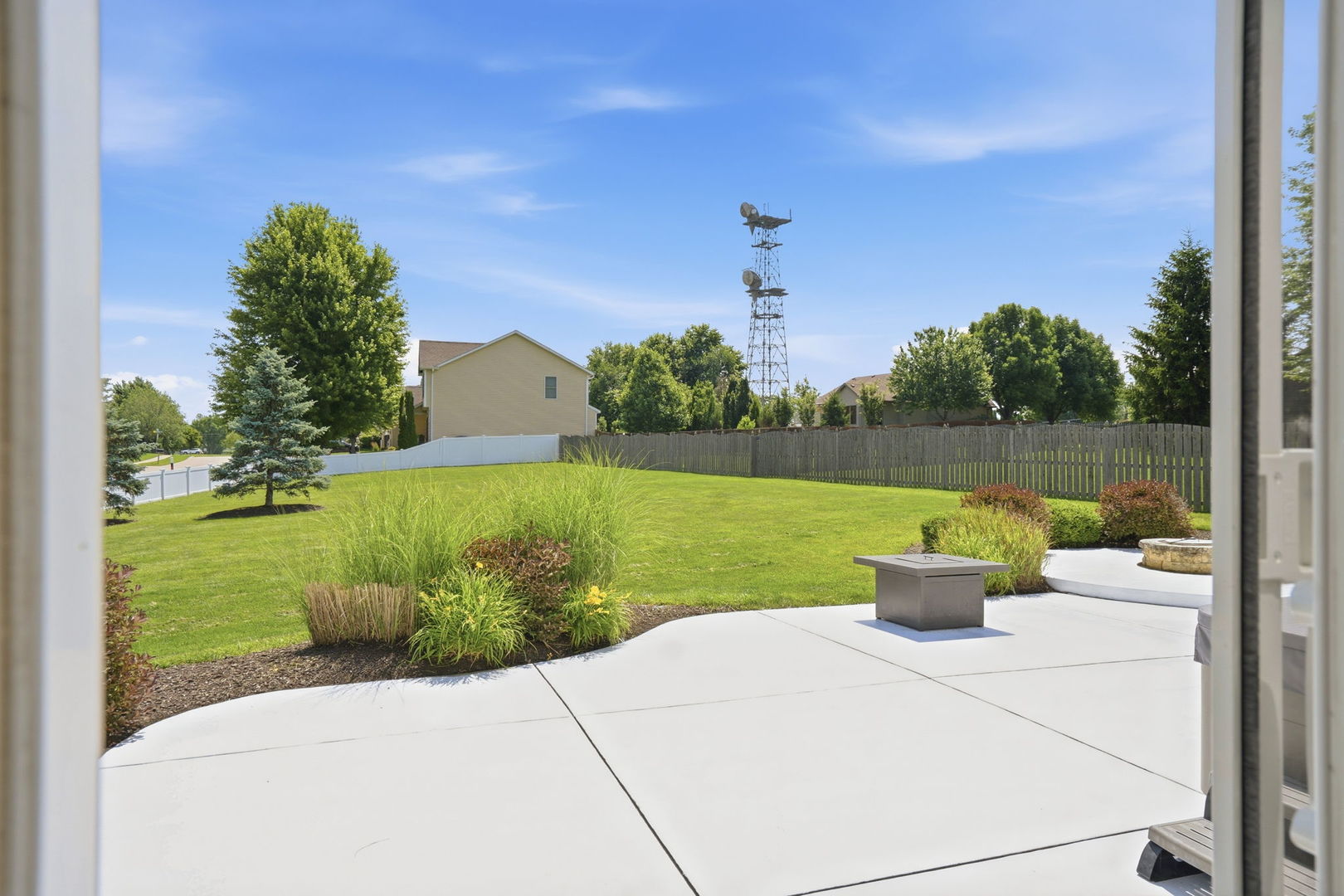 4889 Allen Road Bettendorf, IA 52722 - Photo 37 of 40