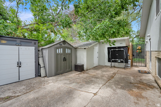 668 West 980 North Provo, UT 84604 - Photo 3 of 46