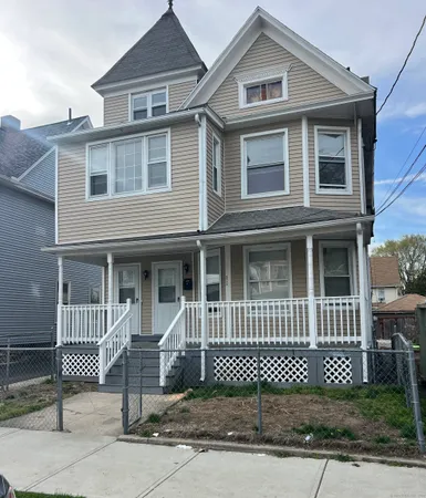 $2,000 | 32 Hazelwood Avenue, Bridgeport, CT 06605