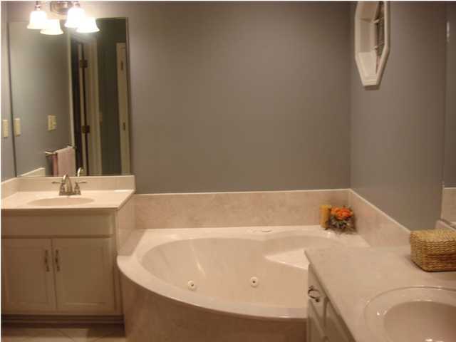 12511 Kirkham Road Louisville, KY 40299 - Photo 10 of 18 Additional Photo
