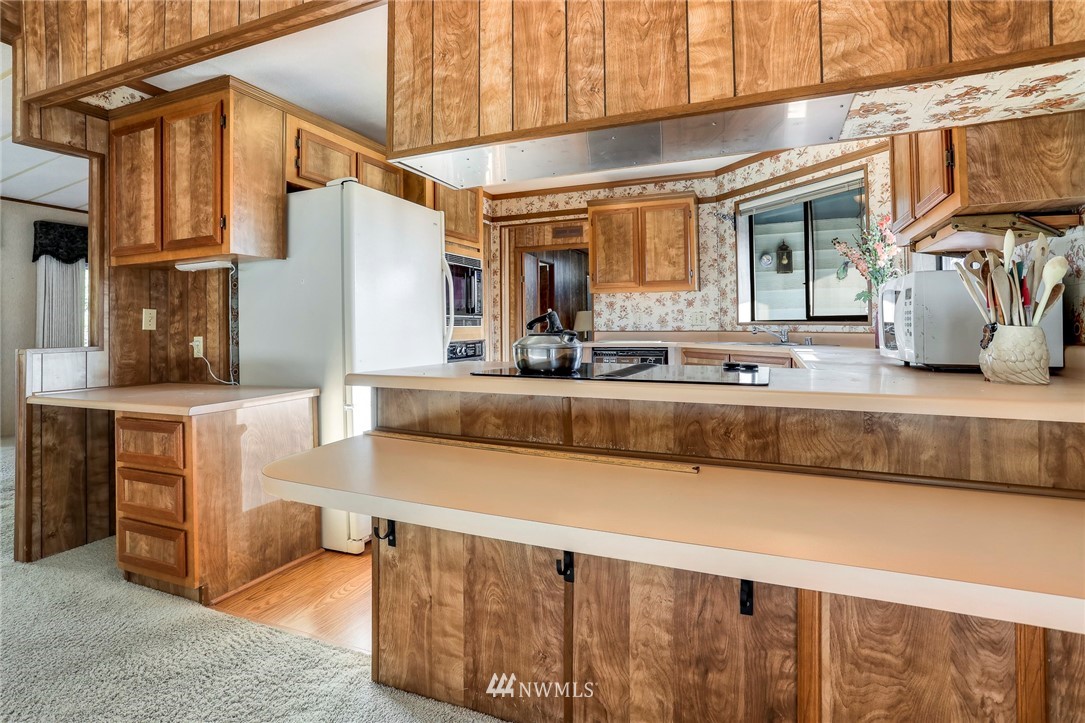 23727 9th Place West Bothell, WA 98021 - Photo 12 of 40