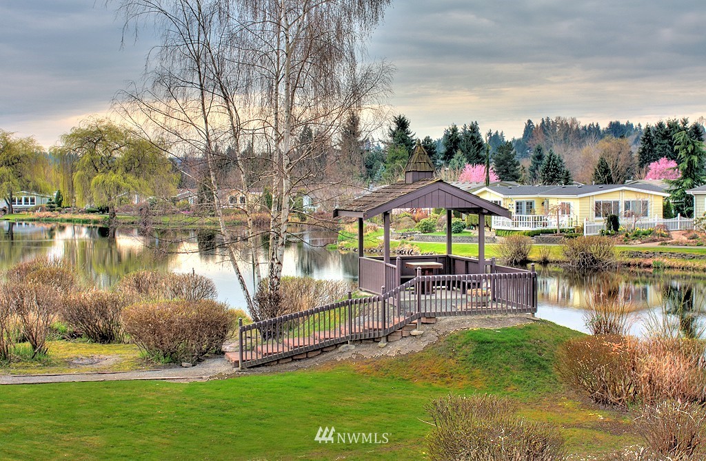 23727 9th Place West Bothell, WA 98021 - Photo 37 of 40