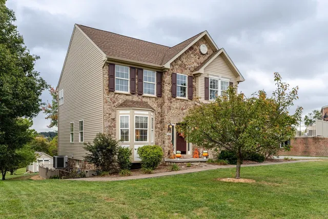 $625,000 | 209 Buchanan Drive, Broadway, VA 22815