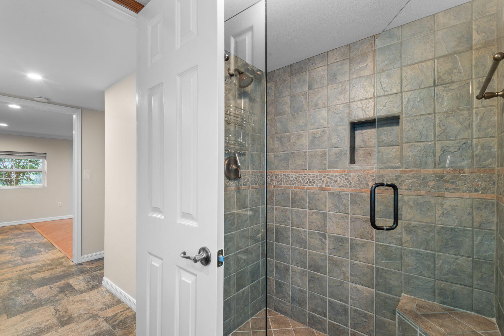 5 Maple Avenue Shalimar, FL 32579 - Photo 34 of 49 41-5_Maple_Ave_20260709_270