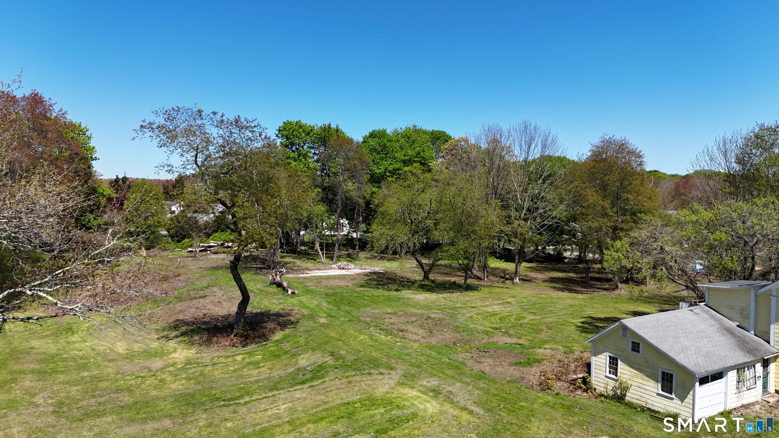 213 Boston Post Road Waterford, CT 06385 - Photo 5 of 12