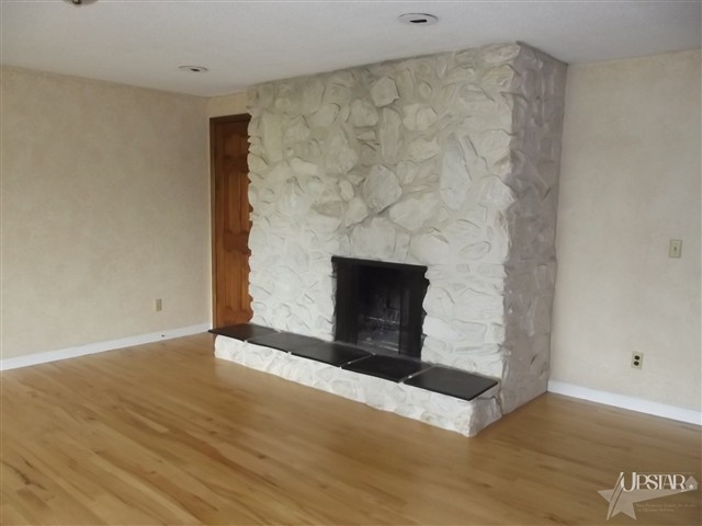 13111 Madden Road Churubusco, IN 46723 - Photo 5 of 30 Gallery Image 5