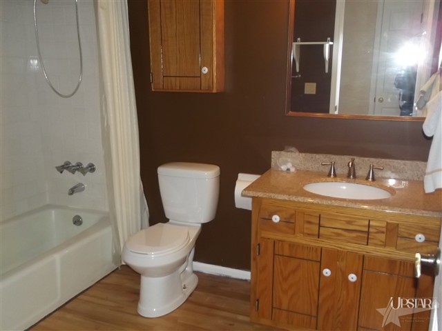 13111 Madden Road Churubusco, IN 46723 - Photo 8 of 30 Gallery Image 8