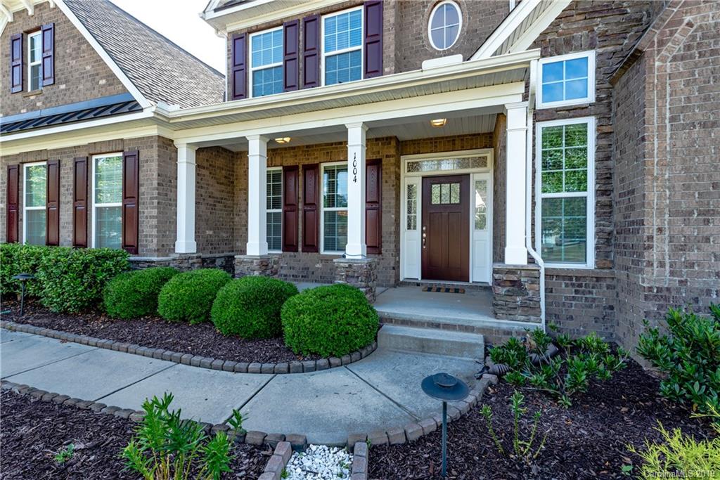 1004 Verbena Court Tega Cay, SC 29708 - Photo 2 of 48 Gallery Image 2