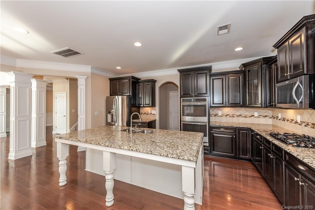 1004 Verbena Court Tega Cay, SC 29708 - Photo 14 of 48 Gallery Image 14
