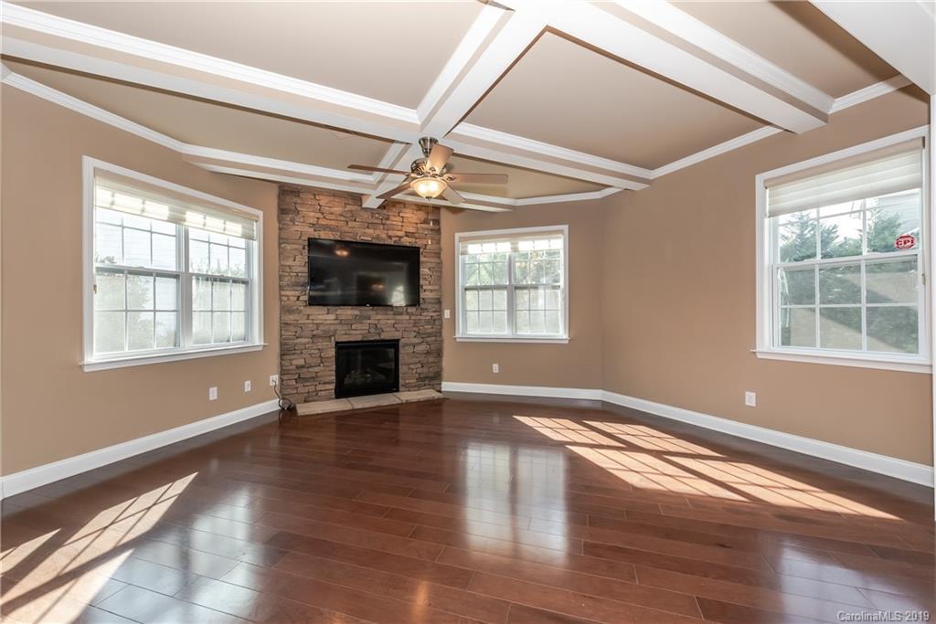 1004 Verbena Court Tega Cay, SC 29708 - Photo 16 of 48 Gallery Image 16