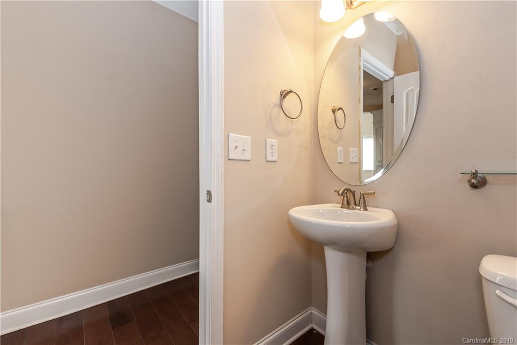 1004 Verbena Court Tega Cay, SC 29708 - Photo 18 of 48 Gallery Image 18