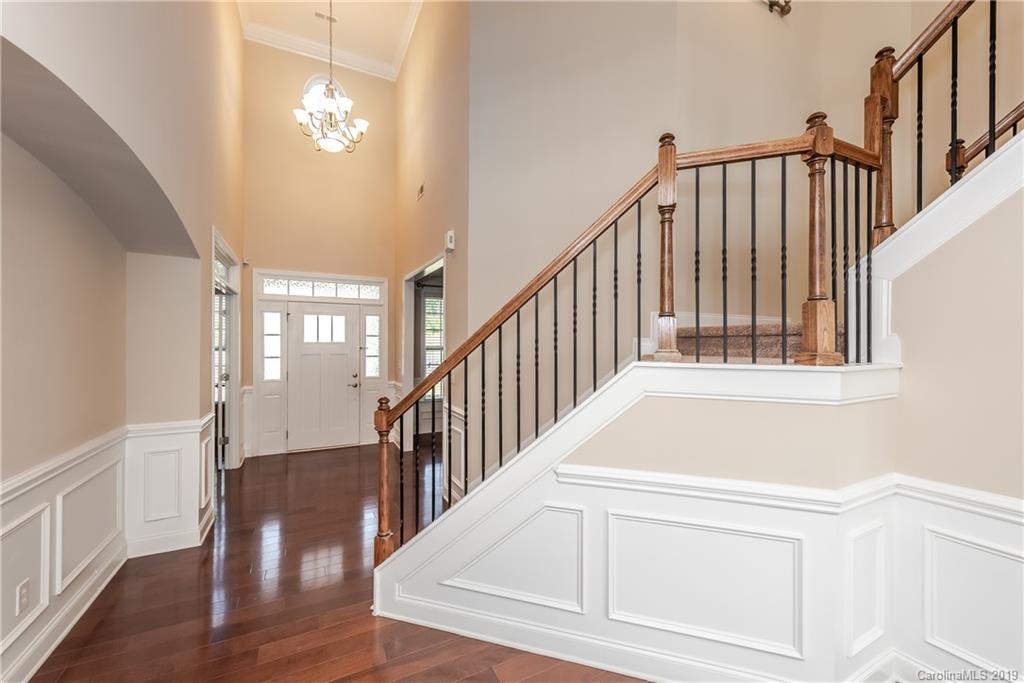 1004 Verbena Court Tega Cay, SC 29708 - Photo 3 of 48 Gallery Image 3