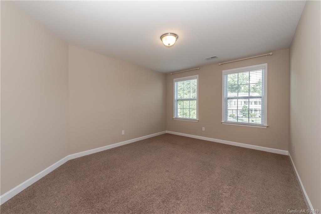 1004 Verbena Court Tega Cay, SC 29708 - Photo 37 of 48 Gallery Image 37