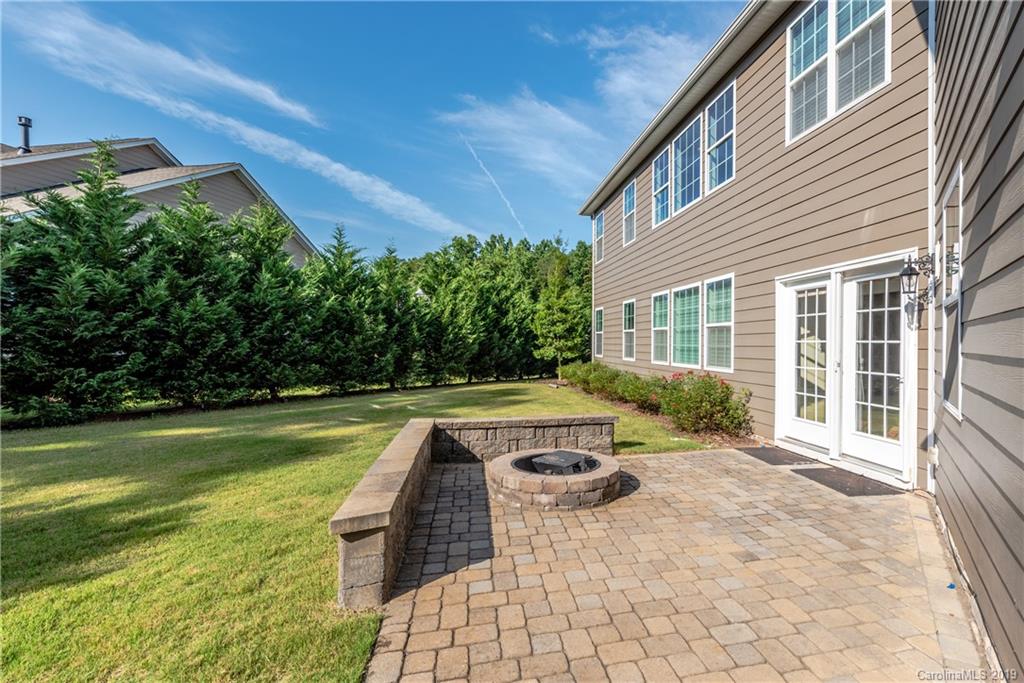 1004 Verbena Court Tega Cay, SC 29708 - Photo 40 of 48 Gallery Image 40