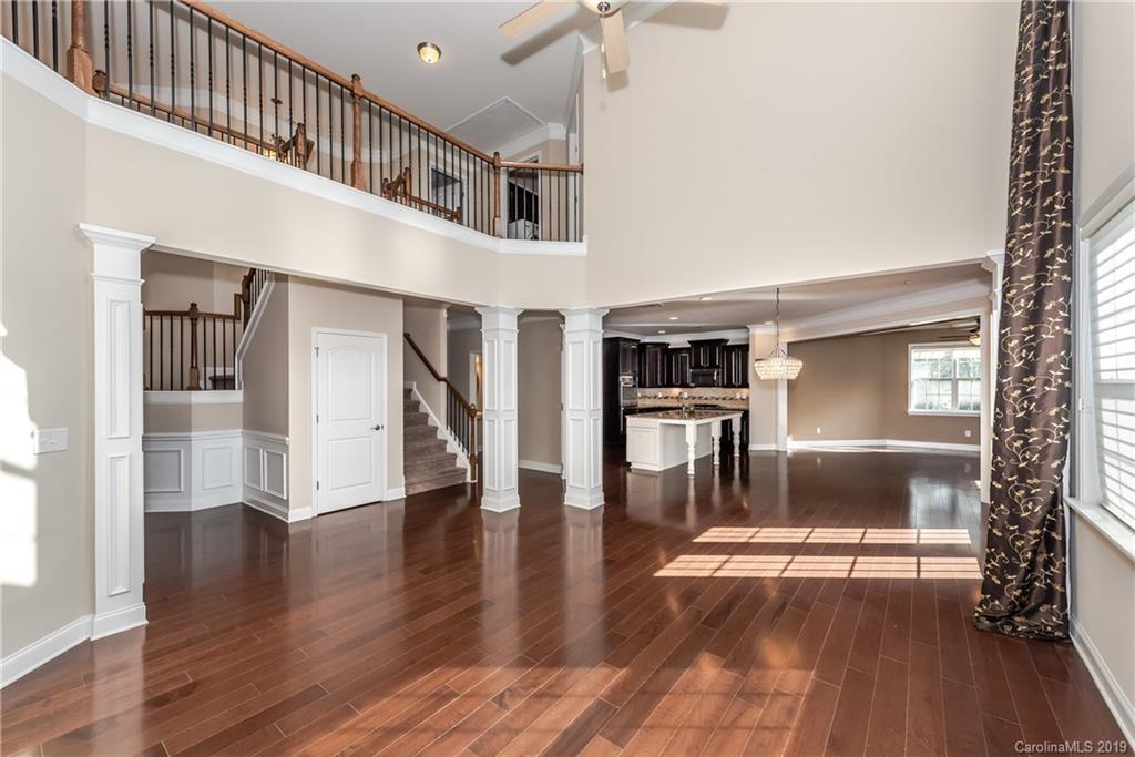 1004 Verbena Court Tega Cay, SC 29708 - Photo 9 of 48 Gallery Image 9