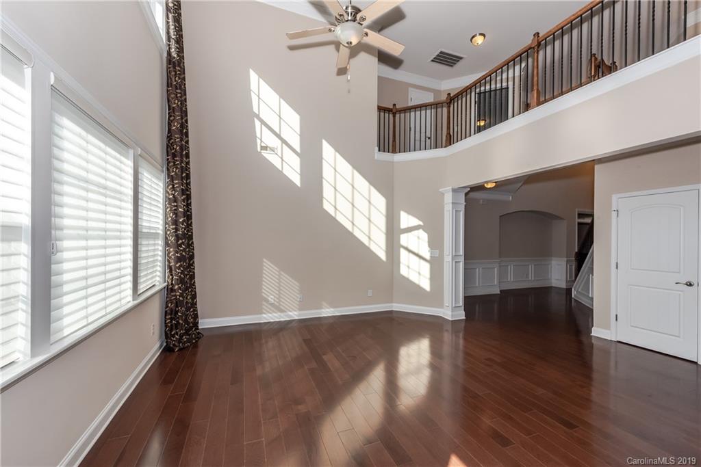 1004 Verbena Court Tega Cay, SC 29708 - Photo 10 of 48 Gallery Image 10