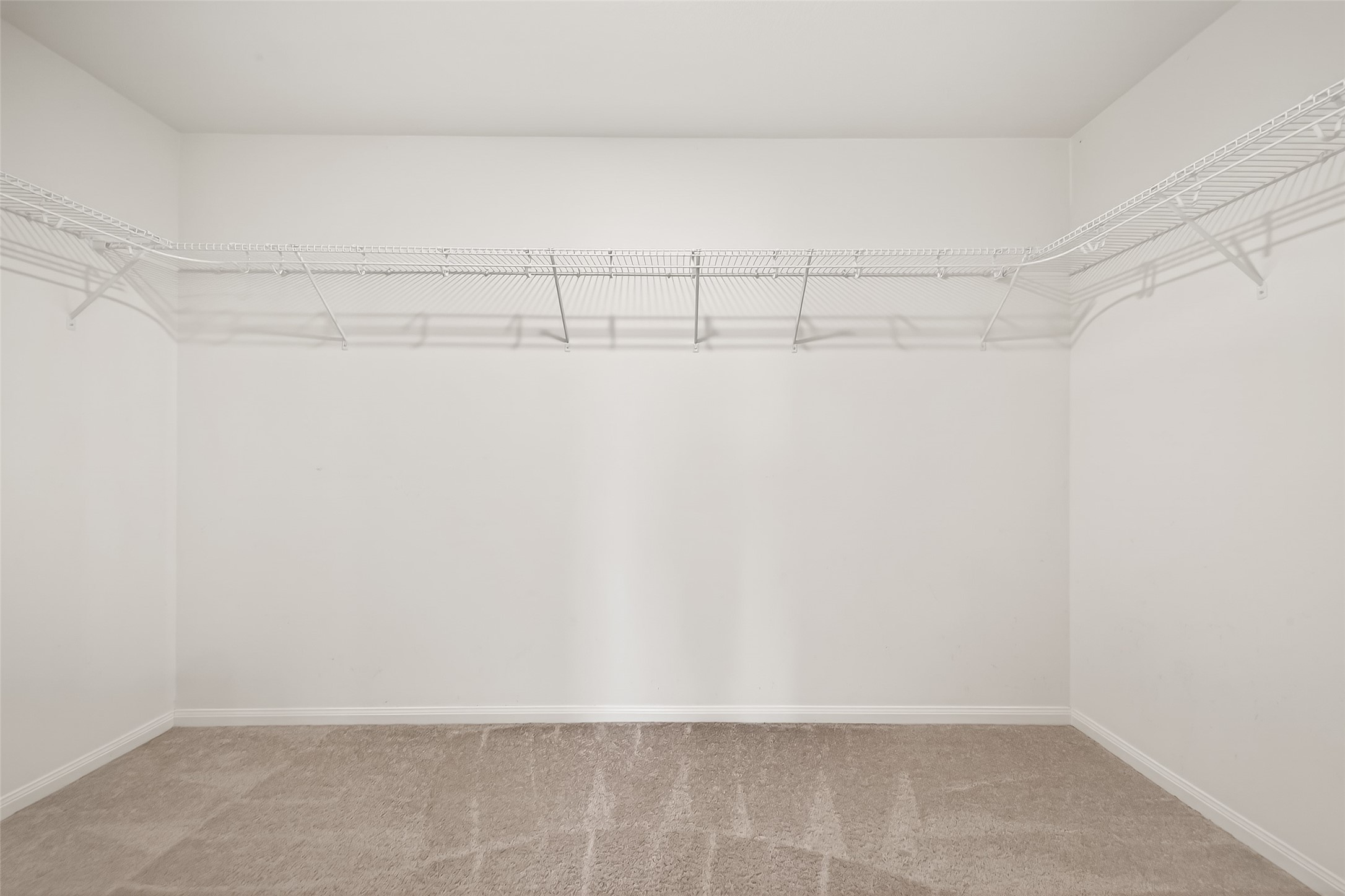 2319 Seabourne Trails Road Rosenberg, TX 77469 - Photo 24 of 36 Walk-in closet.