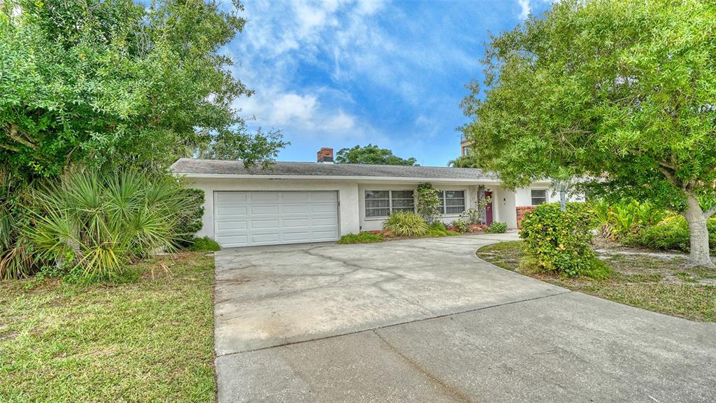 621 Alhambra Road Venice, FL 34285 - Photo 11 of 53